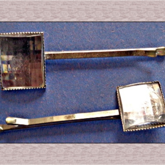 Silver Tone Bobby Pin Design Bow With Silver Beads - Picture 1 of 1